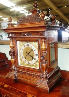 Lot 625 - An oak cased striking mantel clock