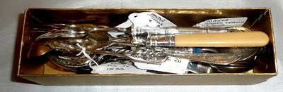 Lot 109 - Six 800 standard silver spoons and a small quantity of silver flatware