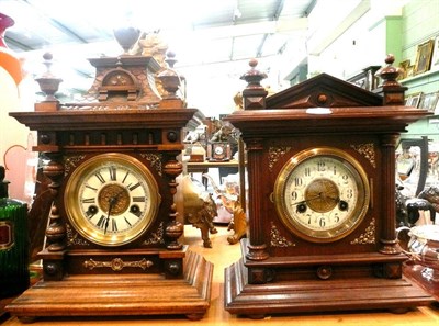 Lot 199 - Oak cased mantel clock and one other (2)