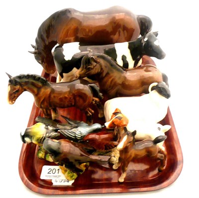 Lot 201 - Tray of assorted Beswick figures