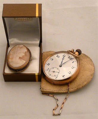 Lot 262 - Pocket watch and a cameo brooch