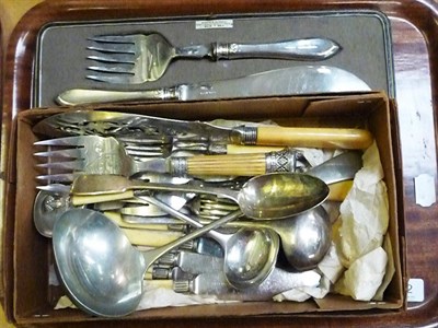 Lot 312 - A Victorian silver tablespoon, a cased pair of plated fish servers and a quantity of plate