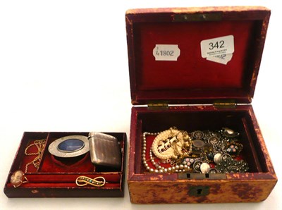 Lot 342 - Rope necklace, silver vesta, Victorian seed pearl brooch, costume jewellery etc