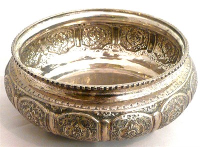 Lot 399 - An Eastern white metal bowl