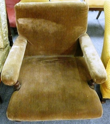 Lot 567 - Victorian low armchair