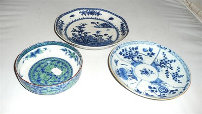 Lot 19 - Two Chinese blue and white plates and a bowl