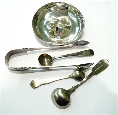 Lot 65 - A silver ashtray, tongs and spoons