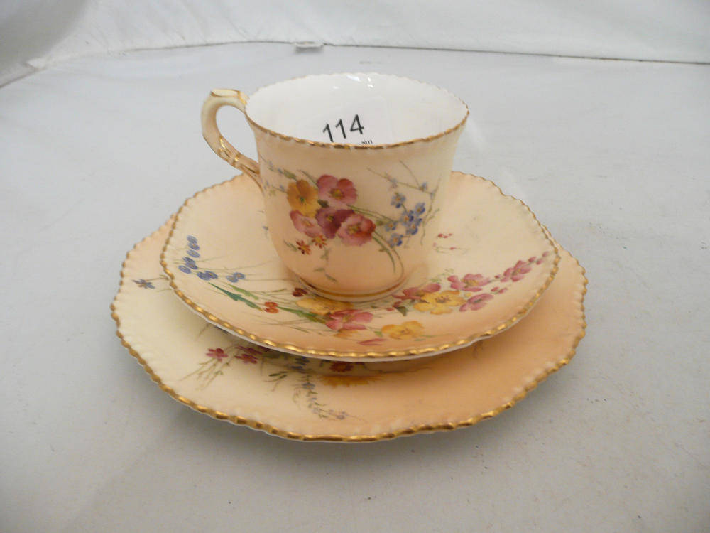 Lot 114 - Royal Worcester blush ivory trio