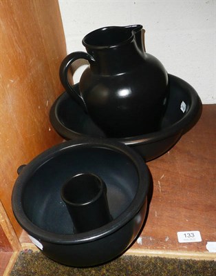 Lot 133 - A Bourne Denby toilet set