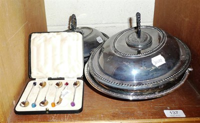 Lot 137 - Pair of plated entree dishes and covers, silver coffee bean spoons (cased),and plated cake basket