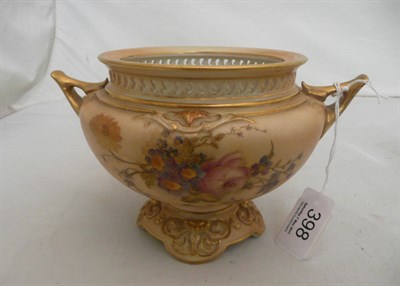 Lot 398 - A Royal Worcester pot pourri vase and lid