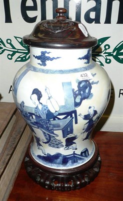 Lot 432 - A Chinese blue and white vase and stand