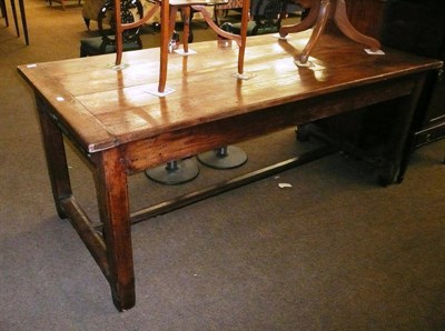 Lot 551 - 18th century elm farmhouse table