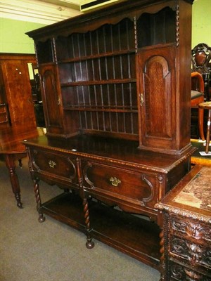 Lot 605 - Circa 1920's oak dresser