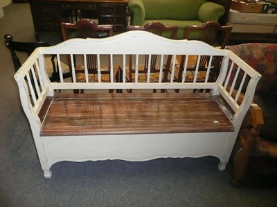 Lot 692 - A cream painted modern bench settle