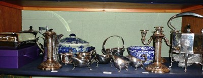 Lot 272 - A pair of silver sauce boats, George Jones blue and white bowl, a pair of plated candlesticks,...