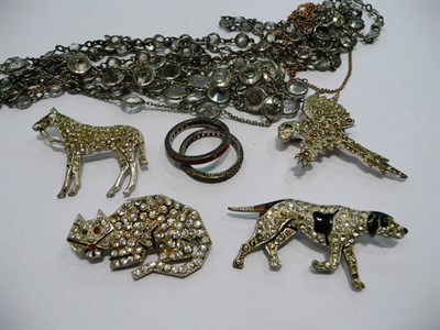 Lot 351 - Four paste animal brooches and a necklace etc