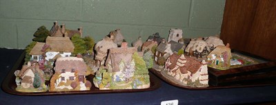 Lot 436 - Quantity Lilliput Lane houses etc