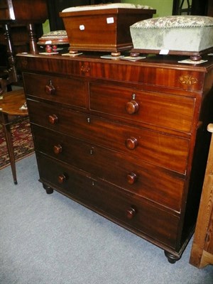 Lot 674 - An inlaid mahogany four height chest