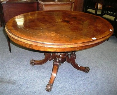 Lot 682 - Victorian inlaid walnut loo table