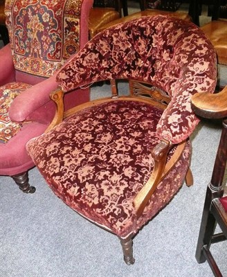 Lot 712 - Victorian rosewood tub chair