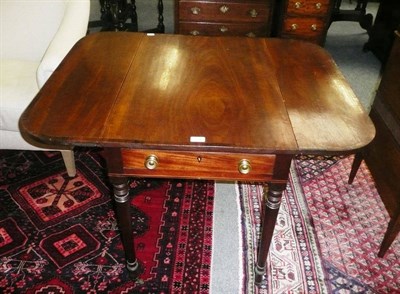 Lot 726 - A mahogany Pembroke table