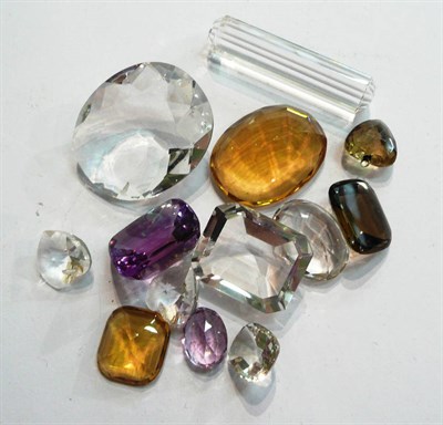 Lot 284 - Assorted quartz stones