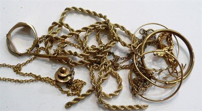 Lot 289 - A small quantity of gold chains etc