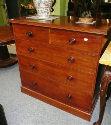 Lot 466 - A mahogany chest of two short over three long drawers