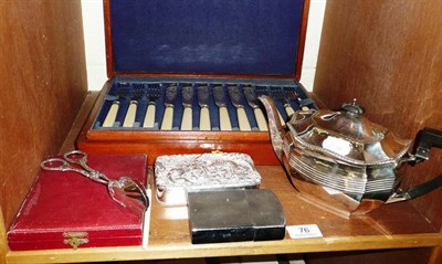 Lot 76 - A plated teapot, an electrotype table snuff box, a cased set of twelve fish knives and forks, a...