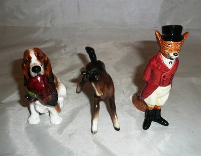 Lot 108 - Royal Doulton fox figure, spaniel and a Beswick foal