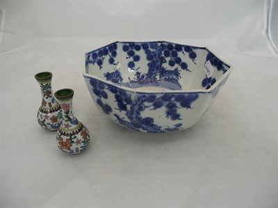 Lot 280 - Japanese blue and white bowl and a pair of vases (3)