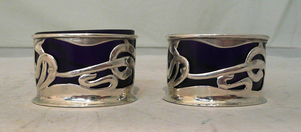 Lot 163 - A pair of Art Nouveau silver salts
