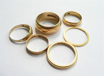Lot 184 - Quantity of gold rings