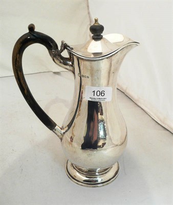 Lot 106 - A silver hot water jug, 14oz