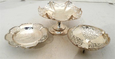 Lot 167 - Three pierced silver bon-bon dishes, 12oz