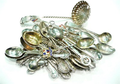 Lot 268 - A sifter spoon, four collectors teaspoons and a quantity of small spoons, 15oz