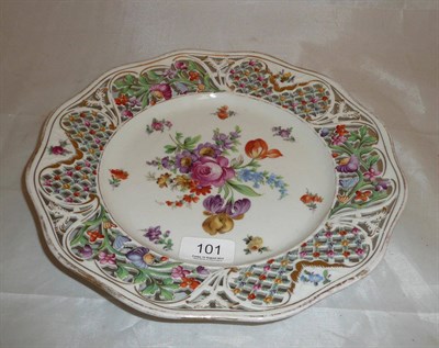 Lot 101 - A Schumann dish