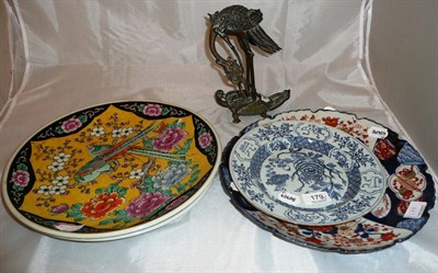 Lot 179 - A Japanese Imari small charger, a pair of Chinese yellow ground small chargers, a Chinese blue...