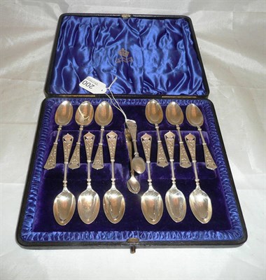 Lot 200 - Cased set of Elkington & Co silver teaspoons and tongs