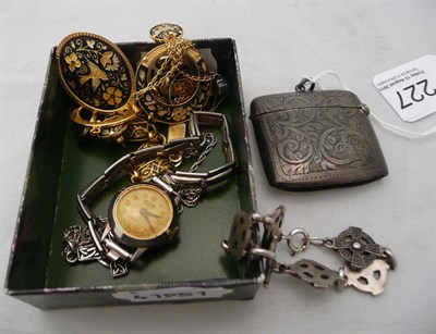 Lot 227 - A silver vesta case and a small quantity of costume jewellery