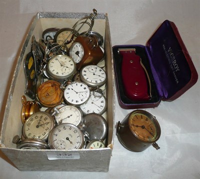 Lot 332 - Box of pocket watches