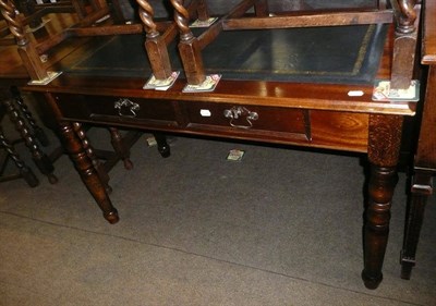 Lot 428 - Writing desk