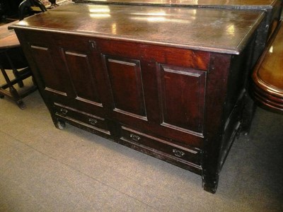 Lot 483 - 18th century oak dower chest