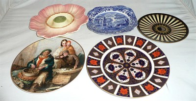 Lot 188 - Quantity of cabinet and collectors plates including Royal Crown Derby, Royal Worcester, Sylvac...