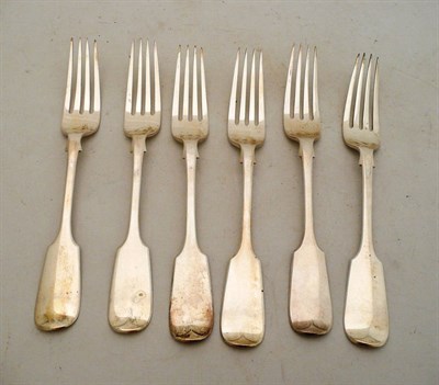 Lot 216 - A quantity of silver table forks, approx 13 oz