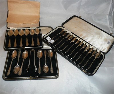 Lot 29 - Three cased sets of silver teaspoons