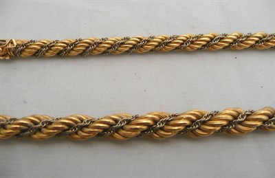 Lot 91 - An 18ct gold 2 colour double twist rope chain