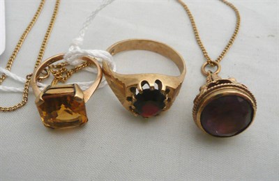 Lot 98 - An amethyst seal fob and chain and two 9ct gold gem-set rings