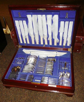 Lot 57 - A canteen of plate cutlery